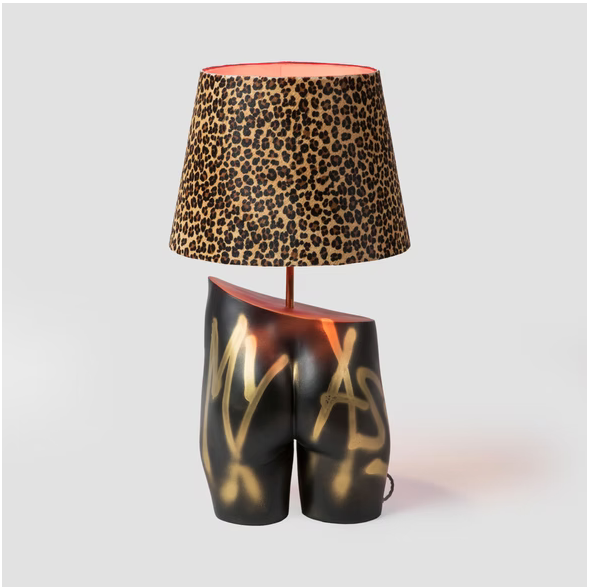 Naomi Wallens - Kiss My Ass - Lamp Sculpture