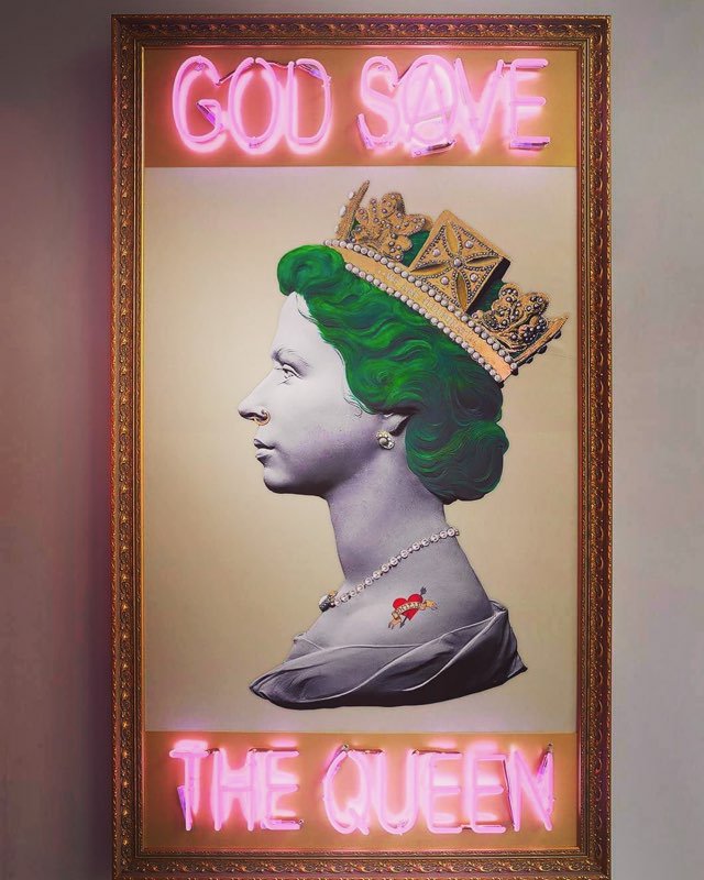 Illuminati Neon - 8 Foot Punk Queen