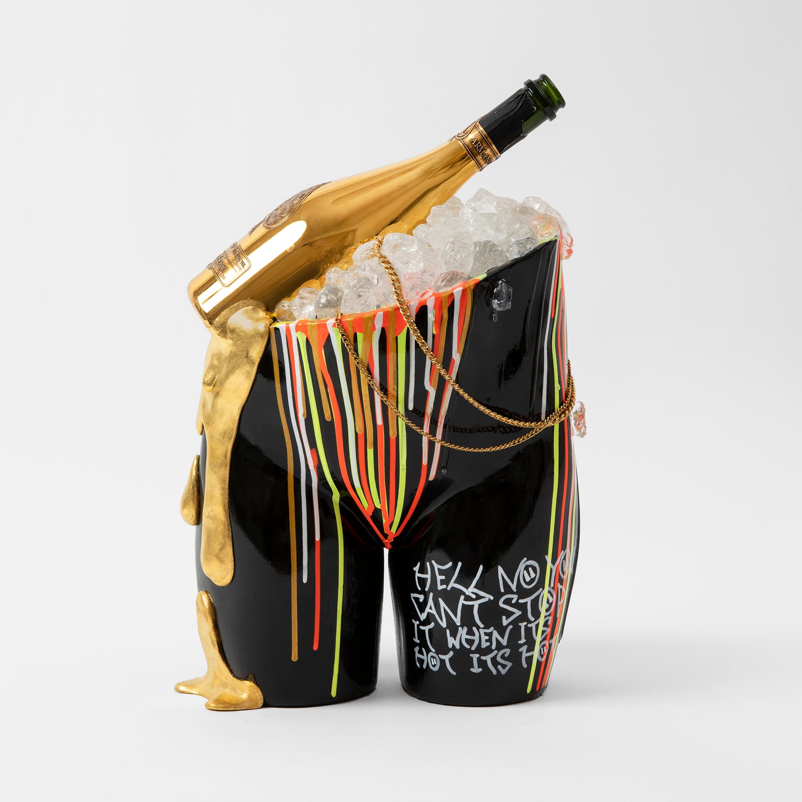 Naomi Wallens - It's Hot (Hot Ass Collection)