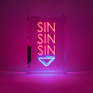 Naomi Wallens - Sin Sin Sin
